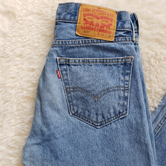 Levi's 505 Jeans - Picture 3 of 6
